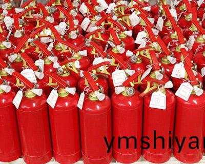 滅(mie)火器(qi)的(de)類(lei)型(xing)應(ying)該如(ru)何選擇(ze)?這(zhe)五(wu)類(lei)可(ke)以(yi)了(le)解(jie)一(yi)下